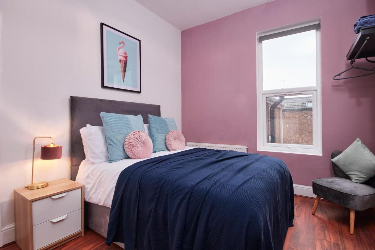 5 Bed House In Leamington Spa Perfect For Contractors With 7 Beds By Purestay - 14 Night Min! Ngoại thất bức ảnh