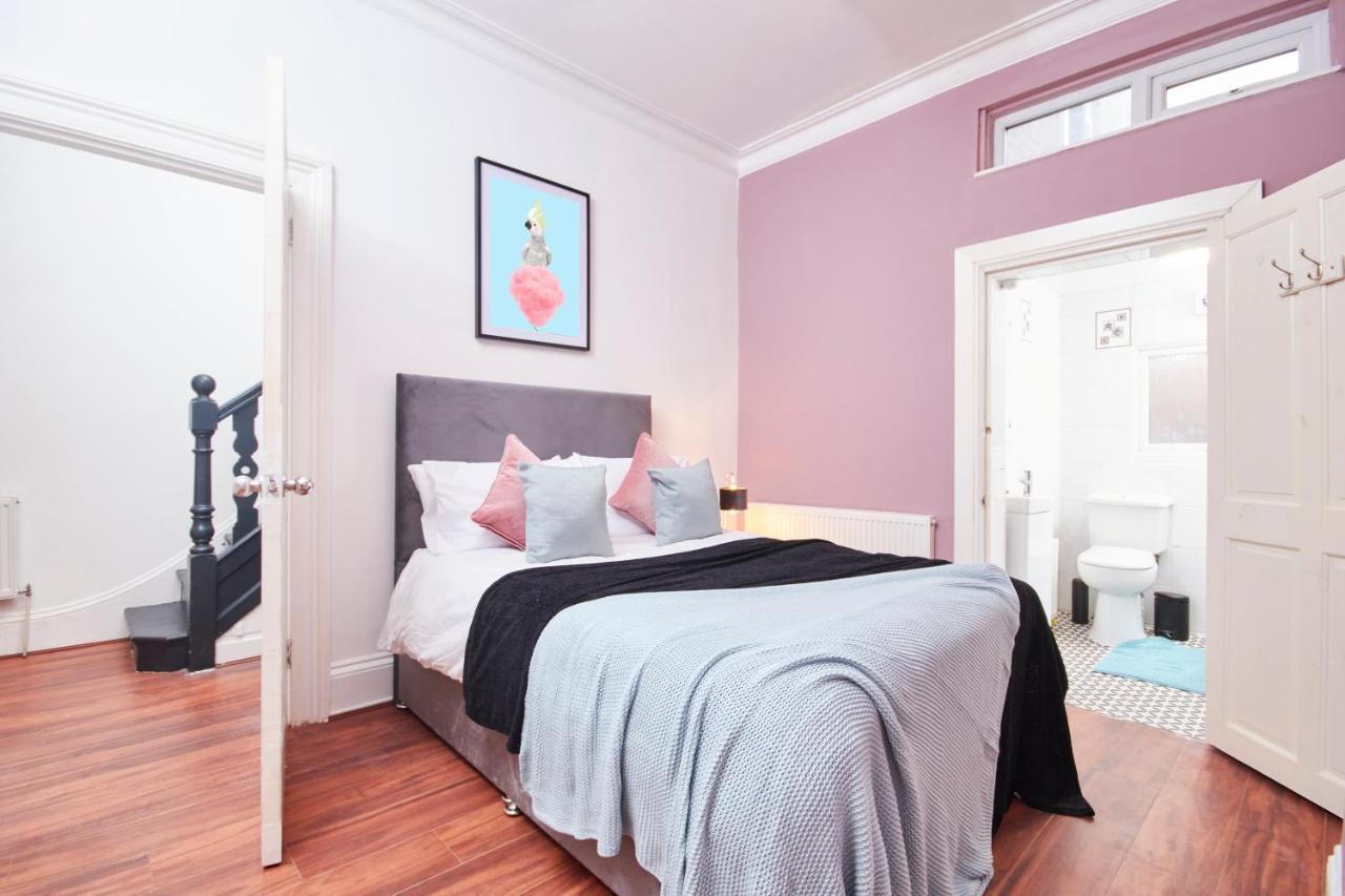 5 Bed House In Leamington Spa Perfect For Contractors With 7 Beds By Purestay - 14 Night Min! Ngoại thất bức ảnh