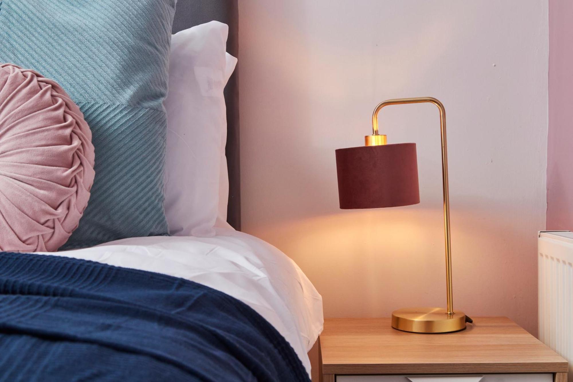 5 Bed House In Leamington Spa Perfect For Contractors With 7 Beds By Purestay - 14 Night Min! Ngoại thất bức ảnh